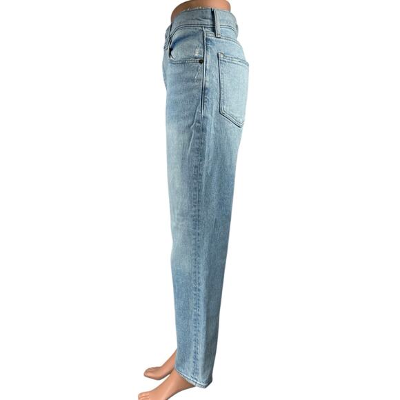 Abercrombie & Fitch 90's Straight Blue Ultra High Rise Distressed Denim Jeans 4 - Picture 2 of 5
